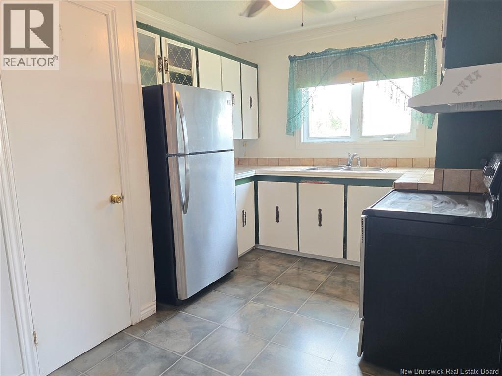 1063 Tower Hill - Image 12
