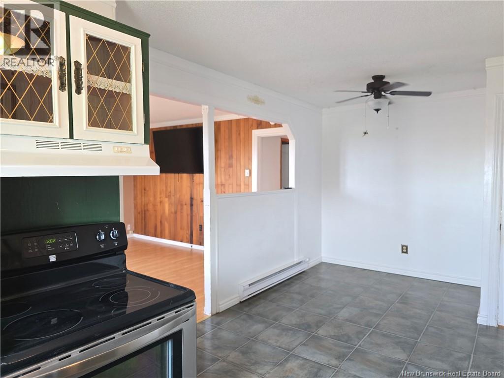 1063 Tower Hill - Image 14