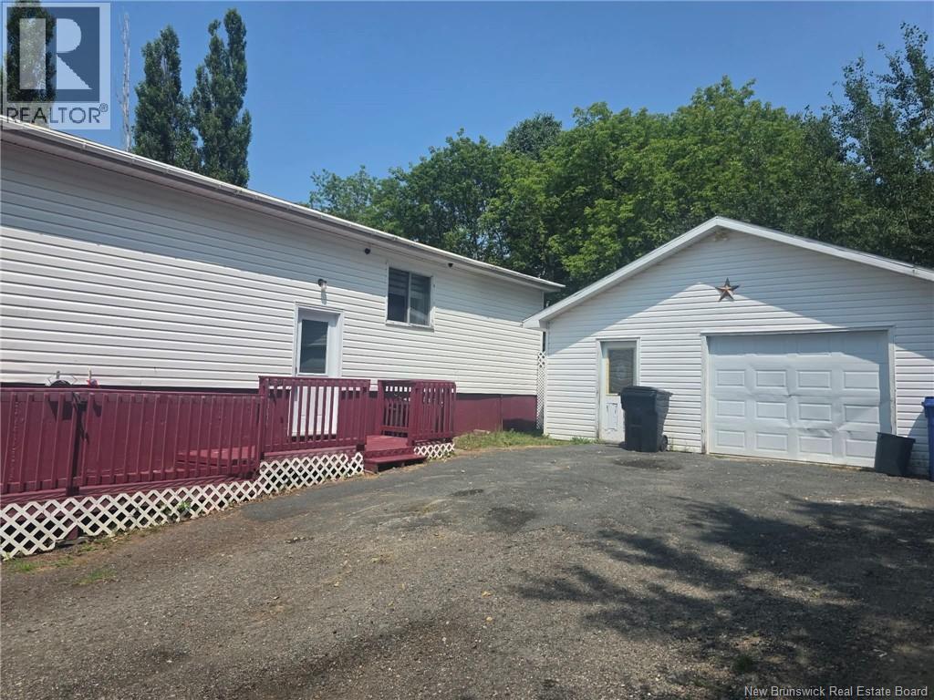 1063 Tower Hill - 2