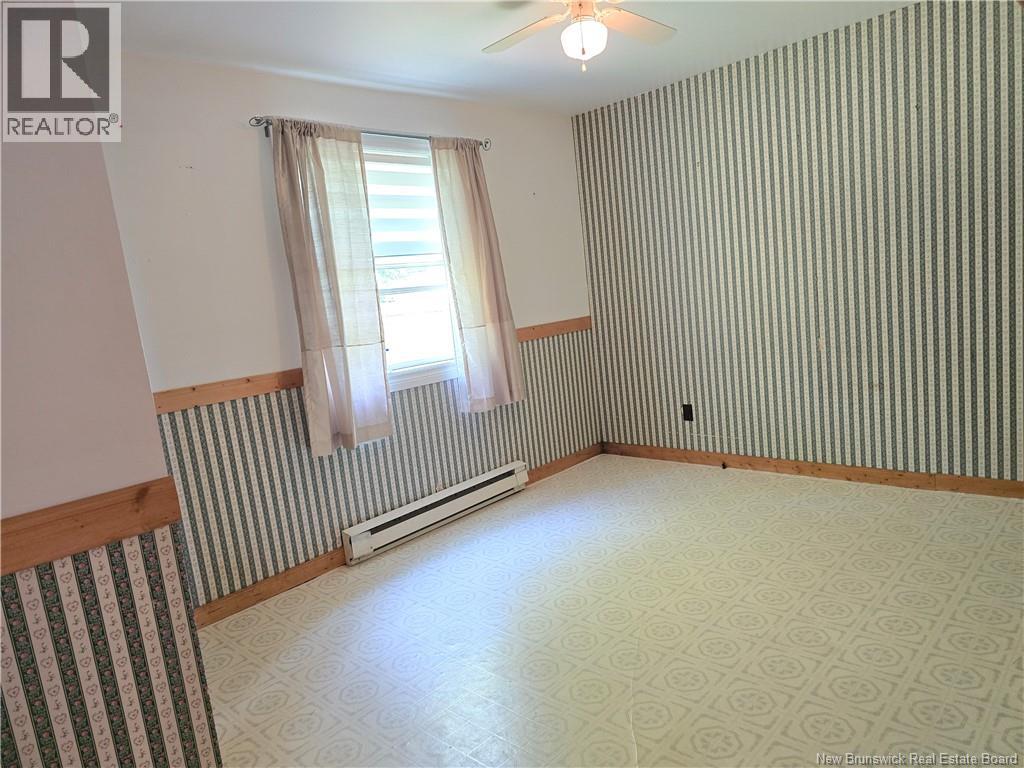 1063 Tower Hill - Image 23