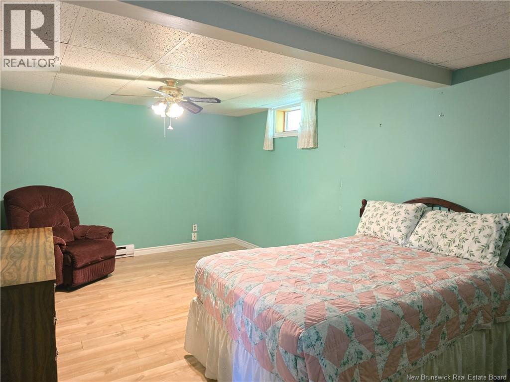 1063 Tower Hill - Image 37