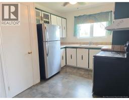 3pc Bathroom - 1063 Tower Hill, Bathurst, NB E2A2H3 Photo 12