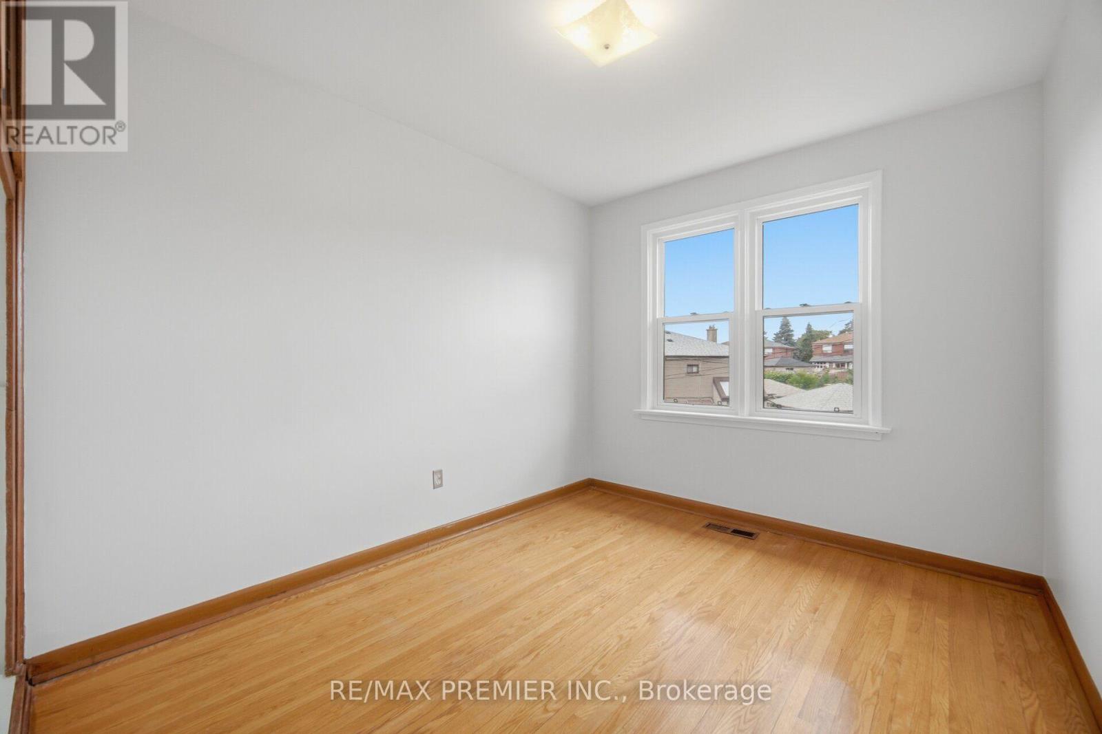 148 GILTSPUR DRIVE - 23