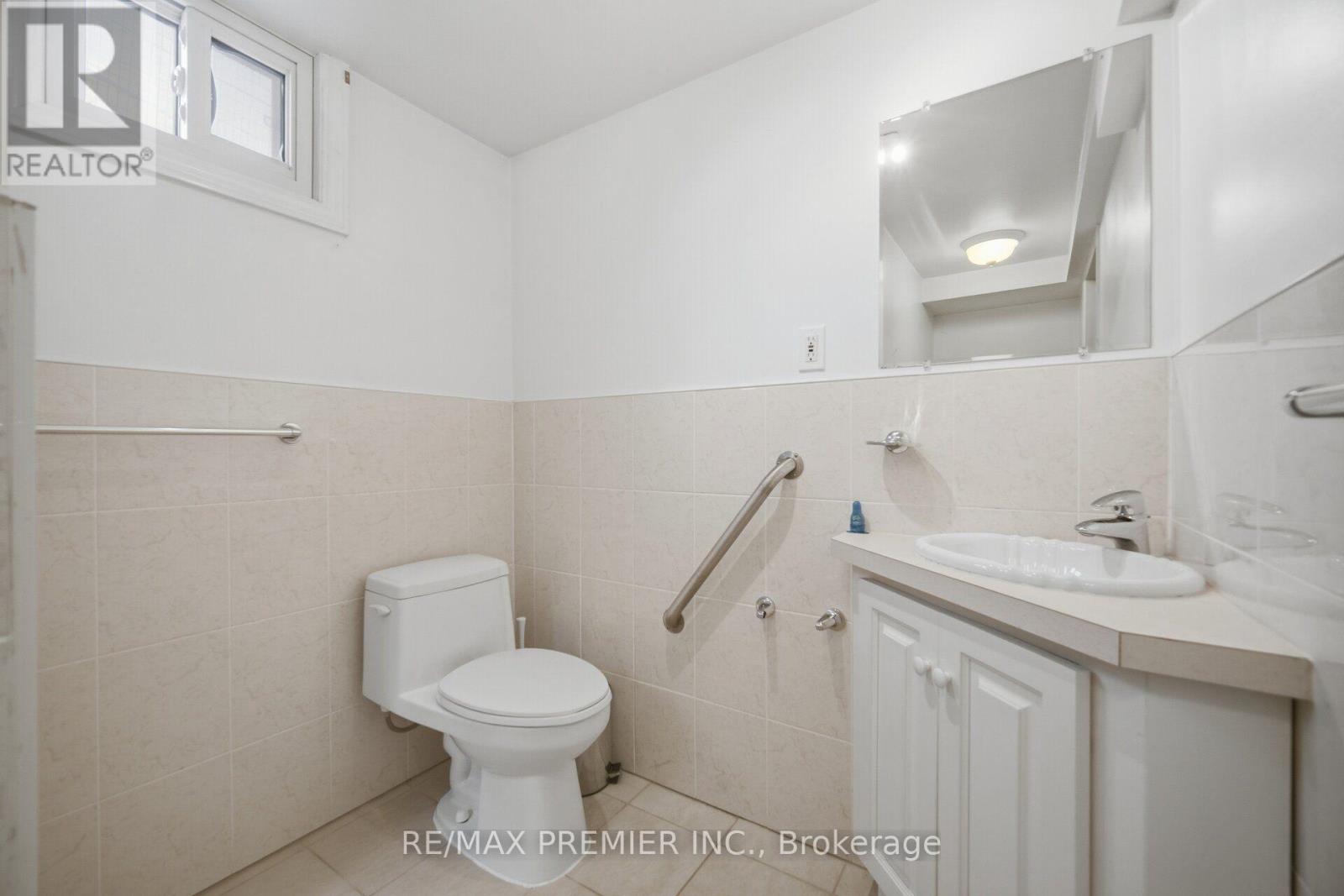 148 GILTSPUR DRIVE - 36