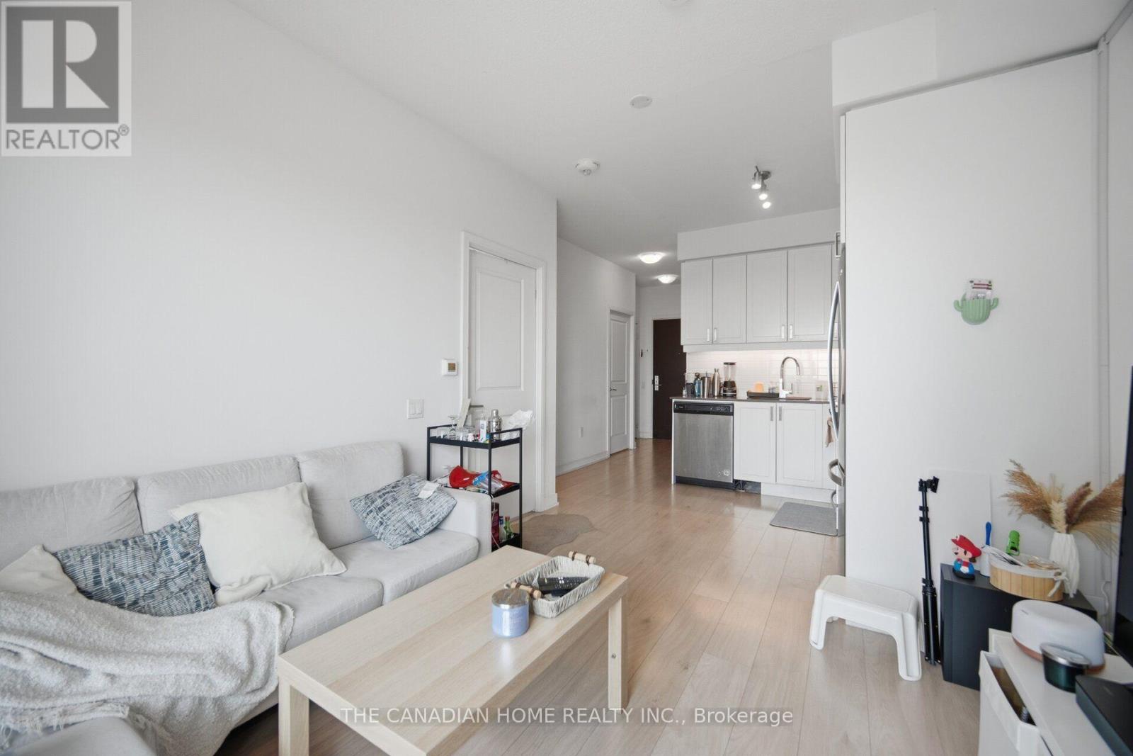 #3119 8 NAHANI WAY E - 15
