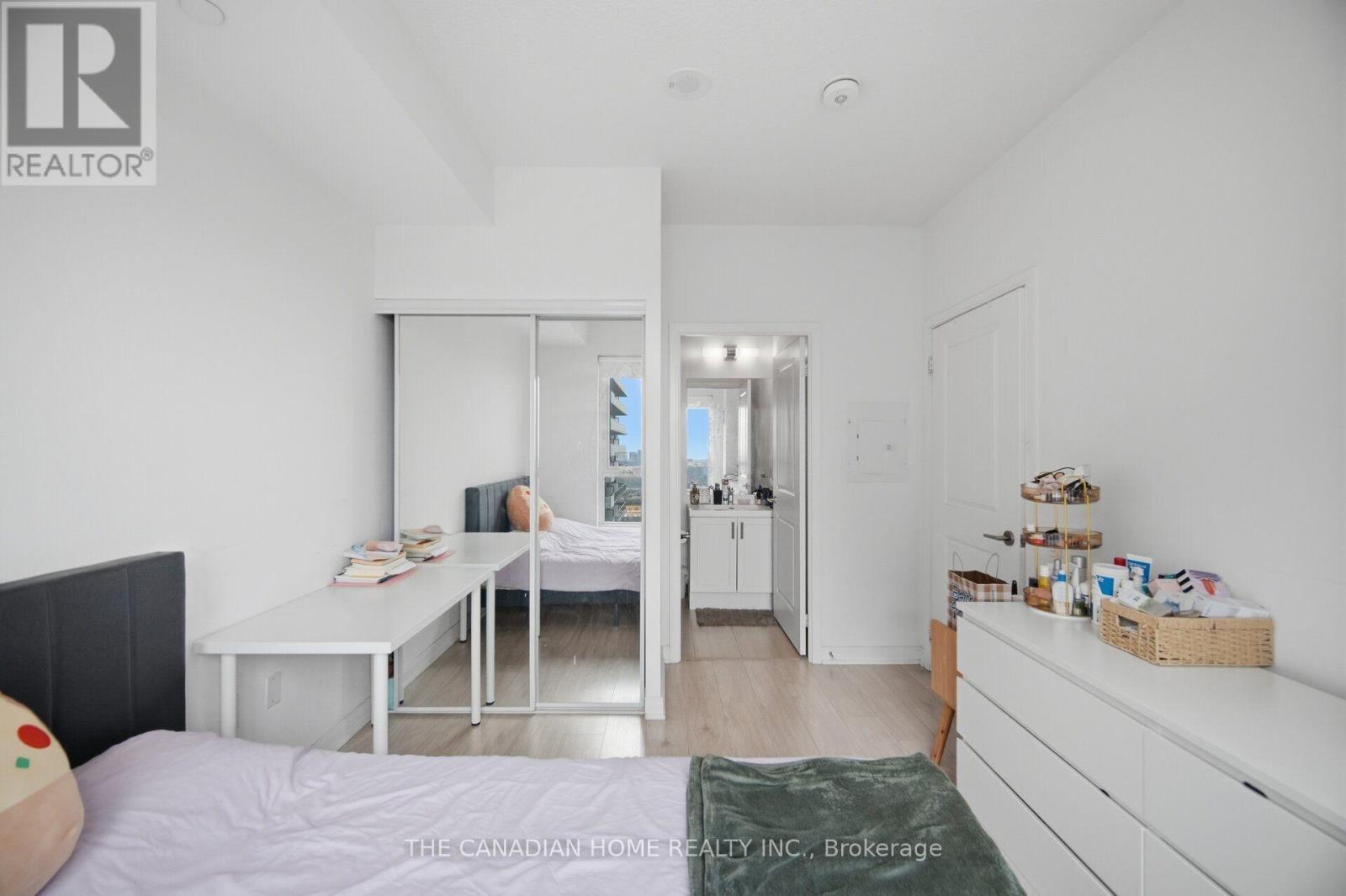 #3119 8 NAHANI WAY E - 24