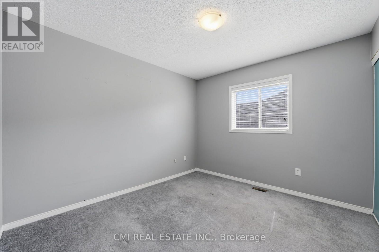 147 PORCHLIGHT ROAD - 27