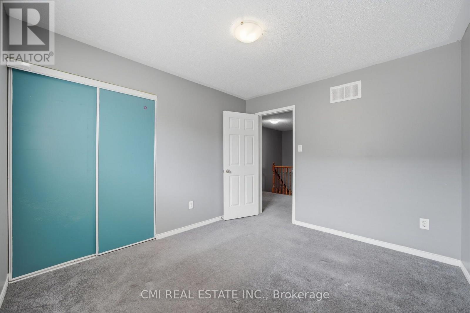 147 PORCHLIGHT ROAD - 28