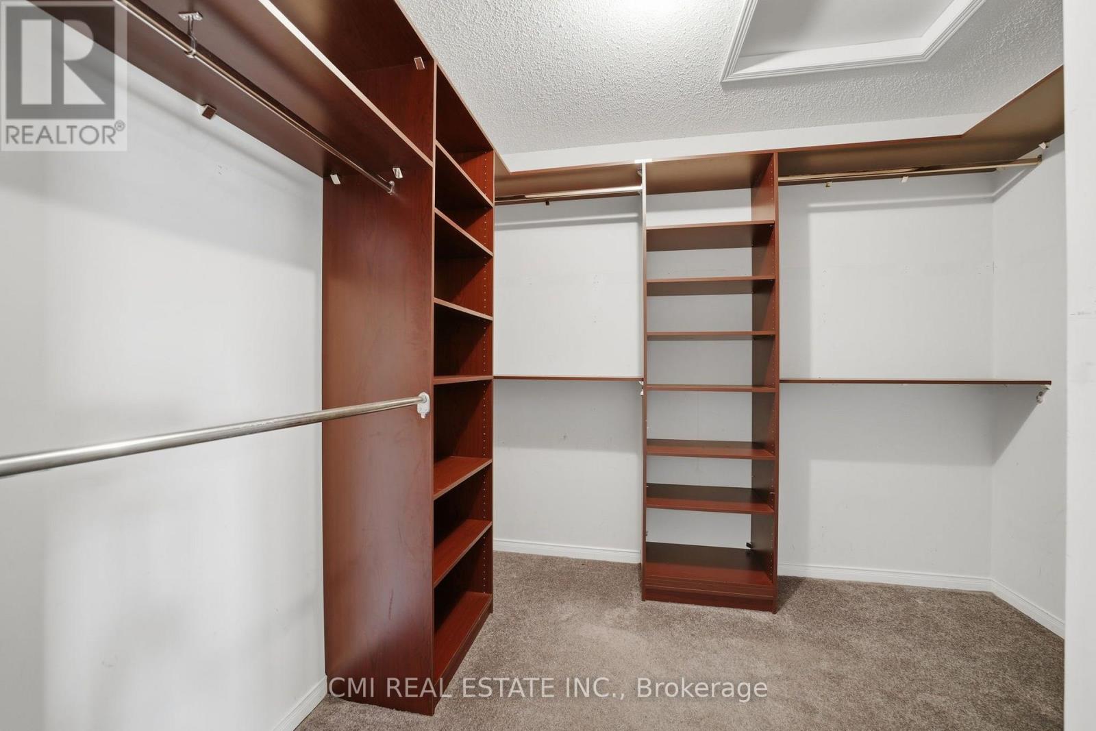 147 PORCHLIGHT ROAD - Image 32