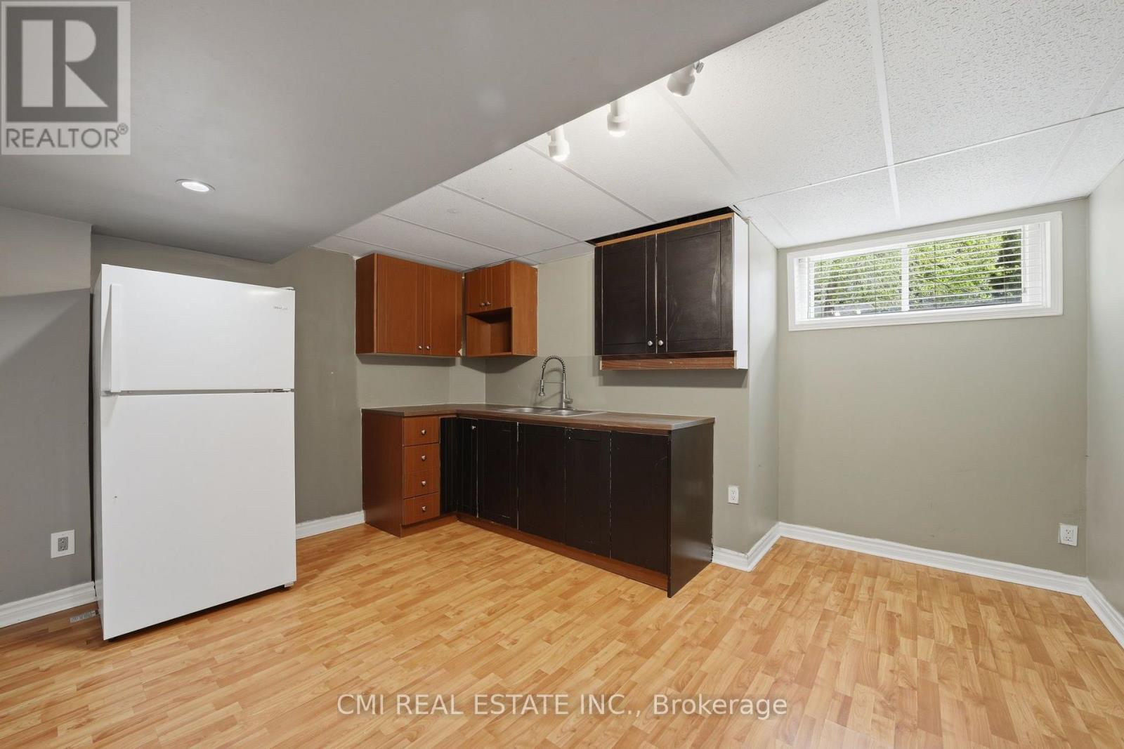147 PORCHLIGHT ROAD - 42