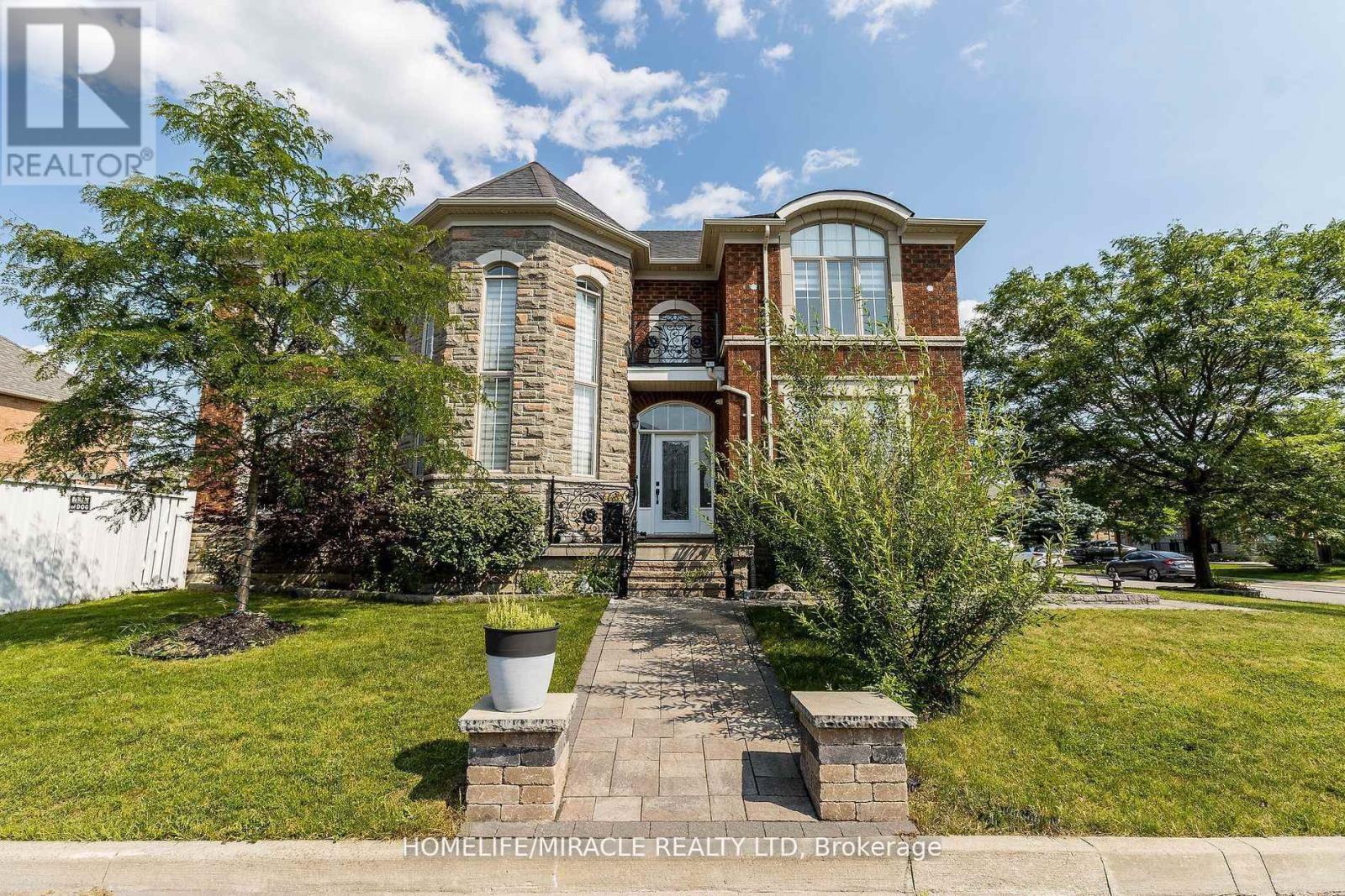19 VALLEYSIDE TRAIL - 2