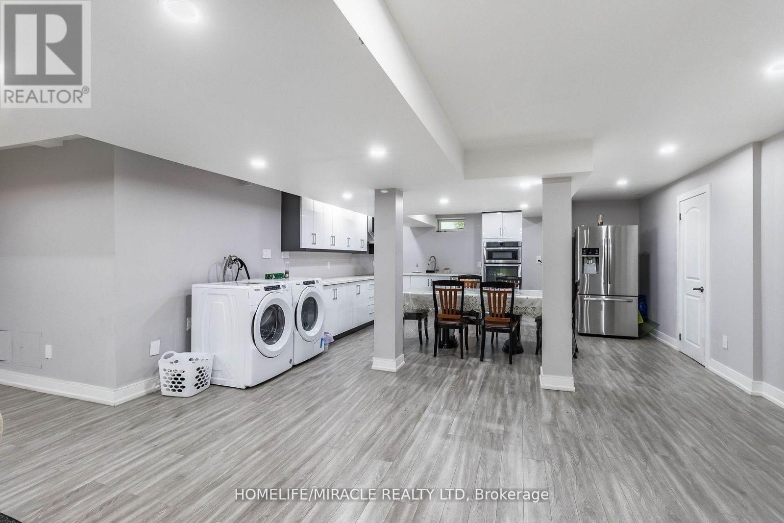 19 VALLEYSIDE TRAIL - 35