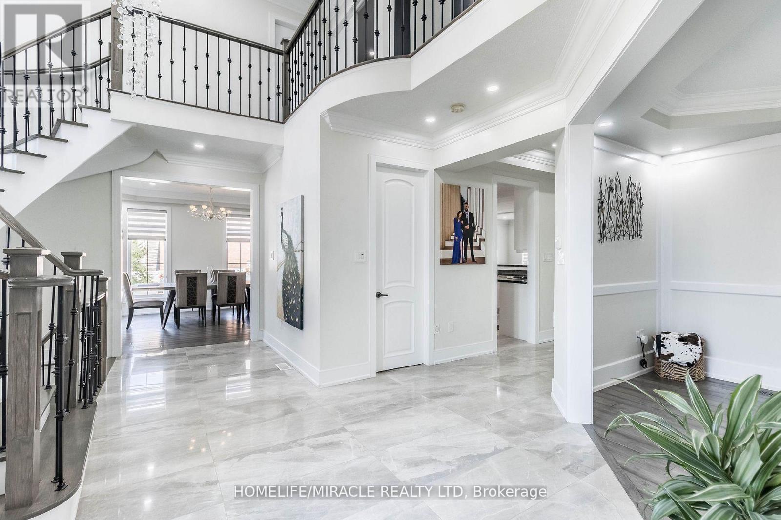 19 VALLEYSIDE TRAIL - 5