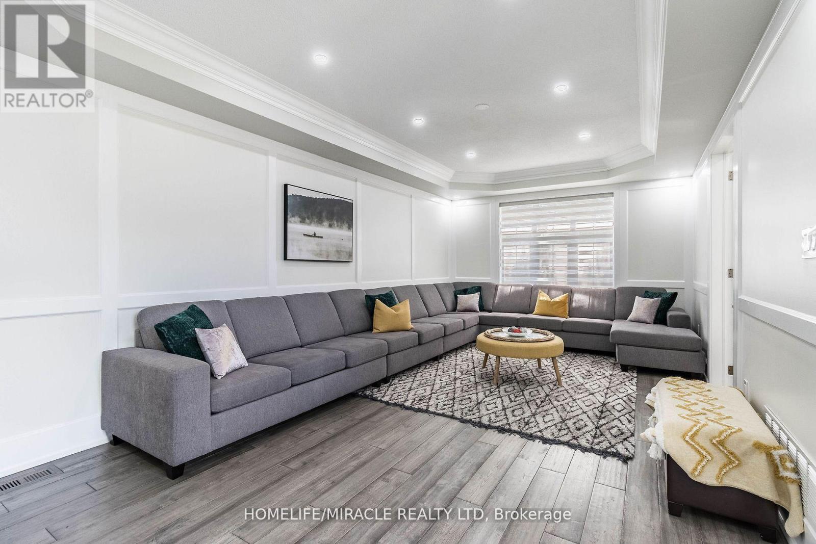 19 VALLEYSIDE TRAIL - 7