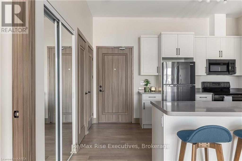#207 820 GARDINERS ROAD - Image 3