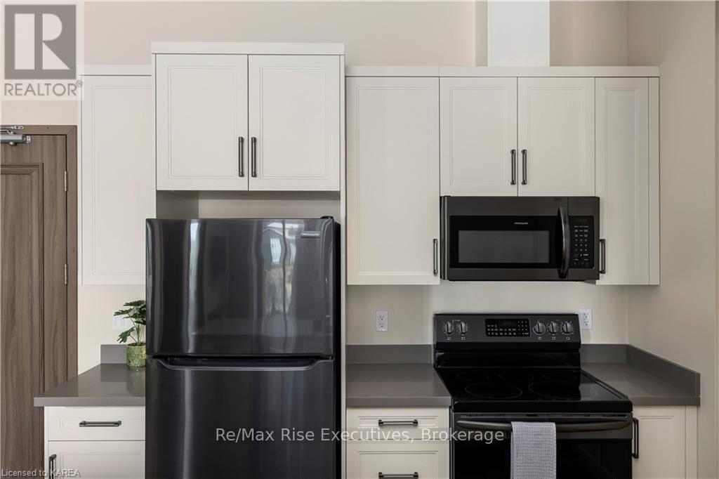 #207 820 GARDINERS ROAD - Image 7