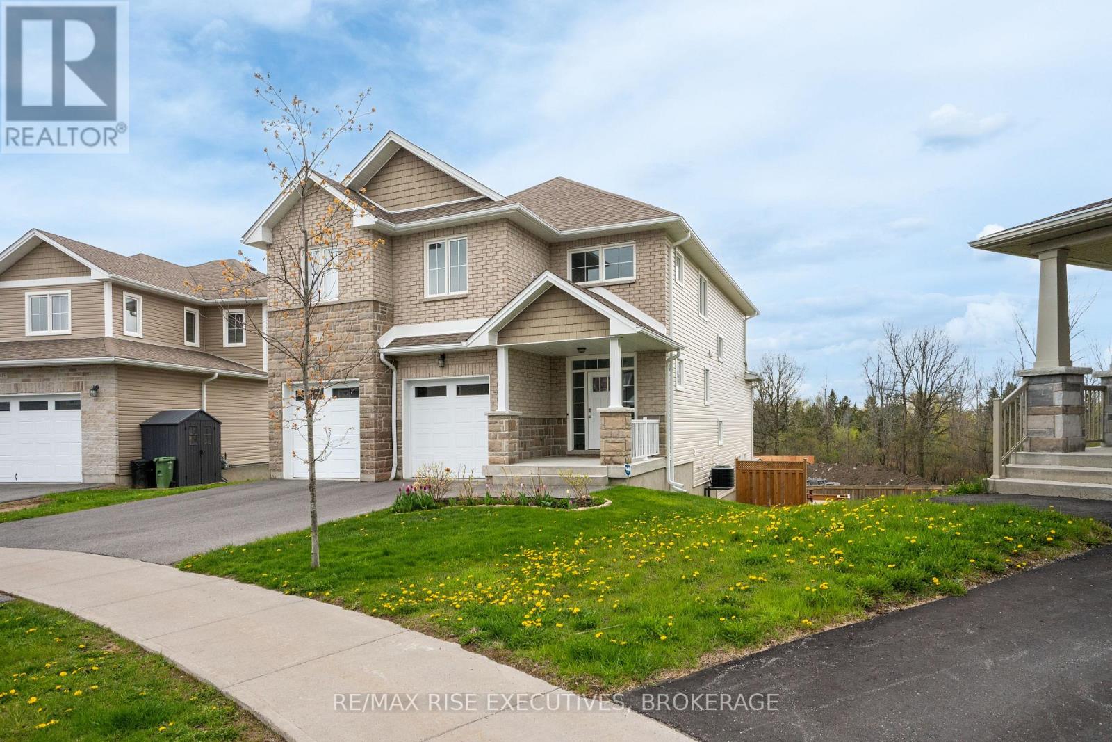 483 BETH CRESCENT - 7