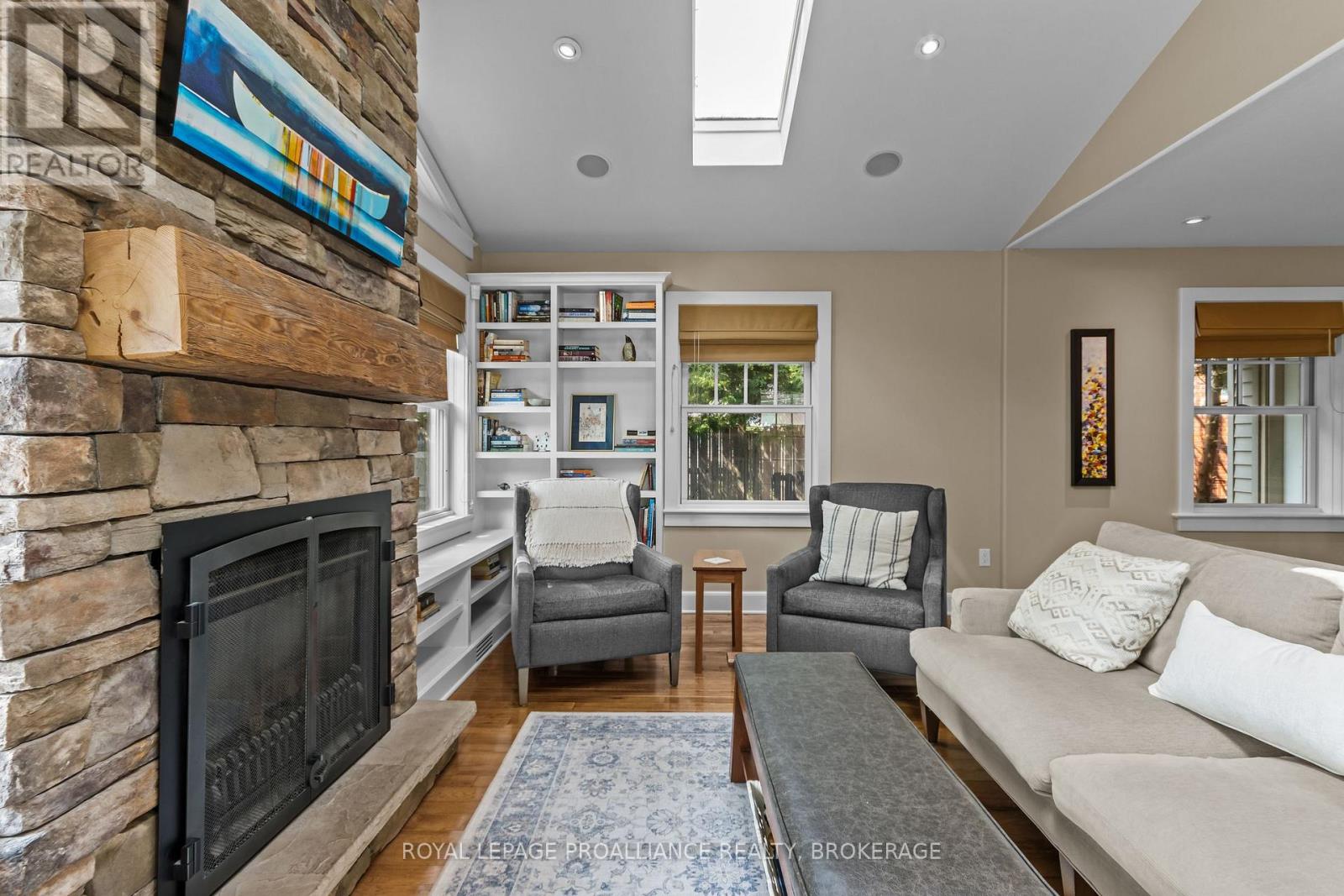 94 MACDONNELL STREET N - Image 21