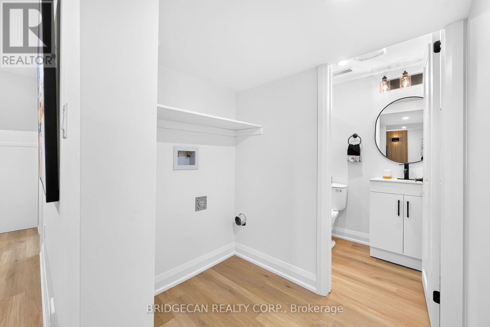 138 RENDELL BOULEVARD - Image 37