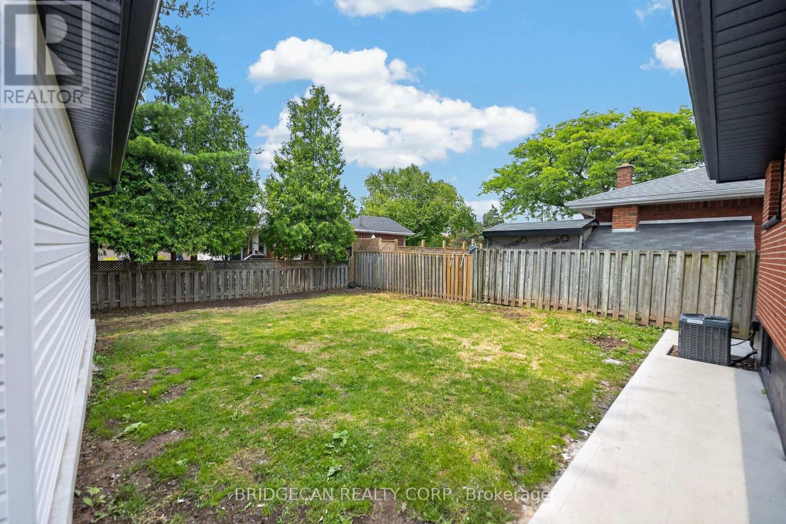 138 RENDELL BOULEVARD - Image 43