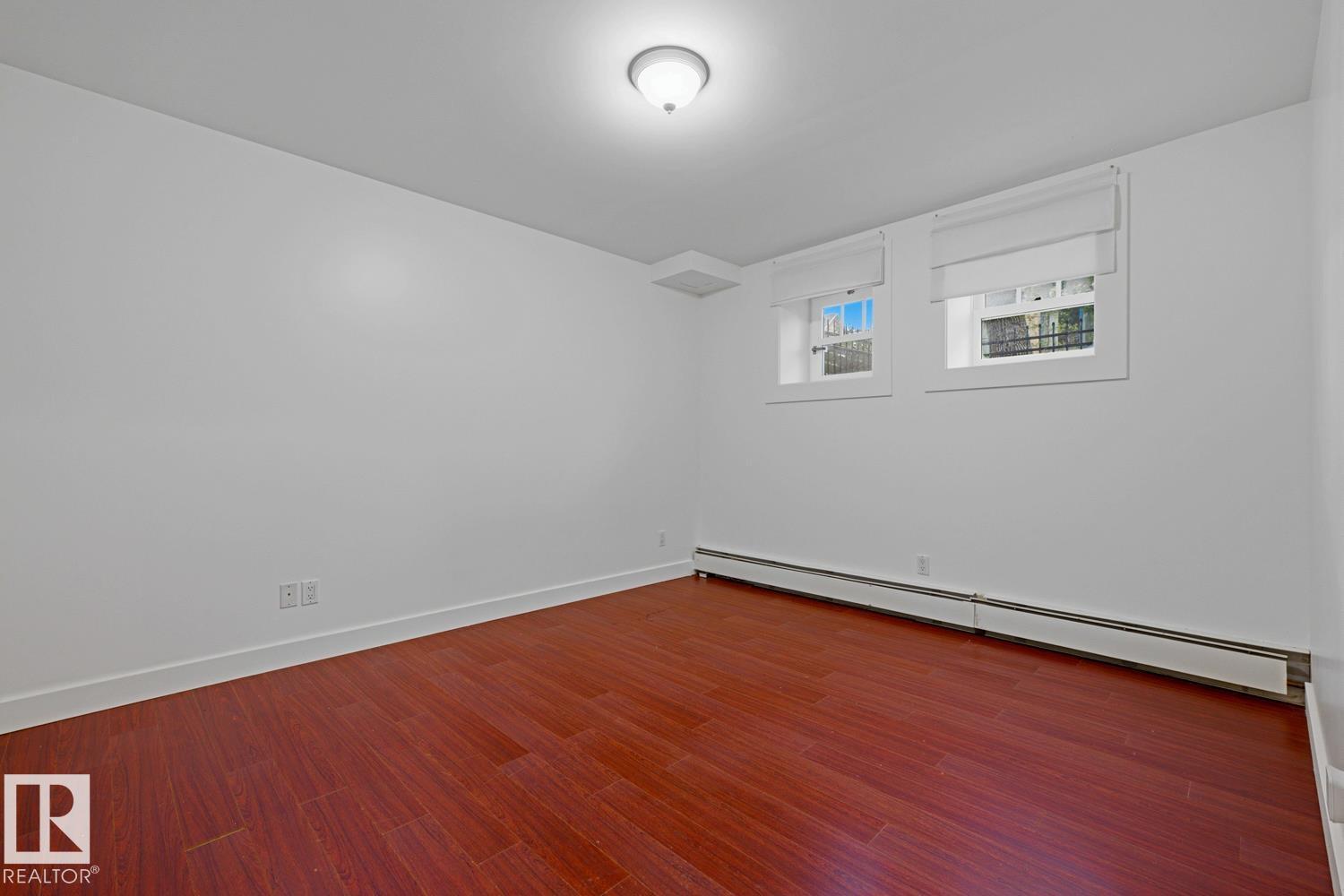 #3 9955 114 ST NW - 16