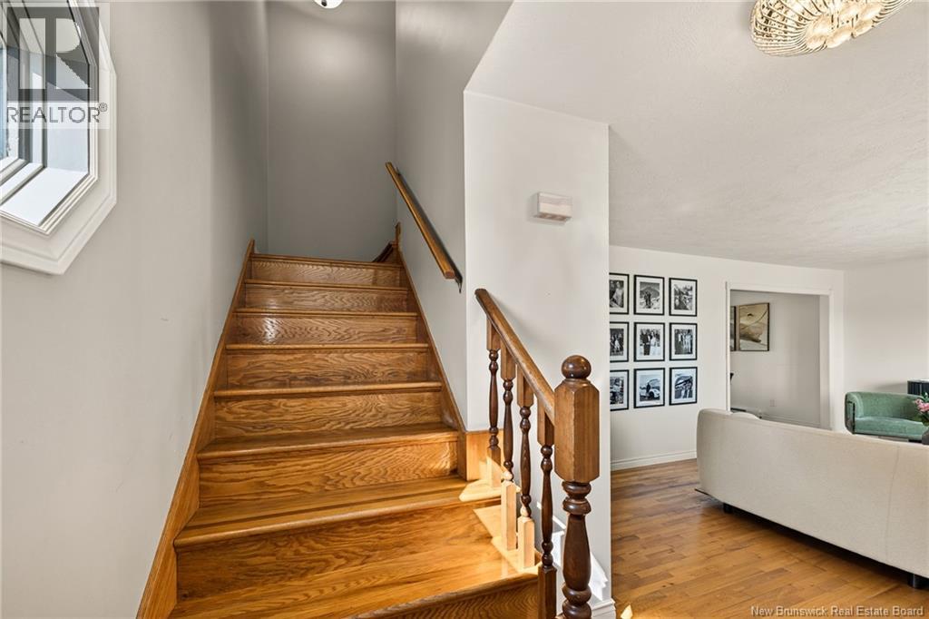 627 Acadie Avenue - 3