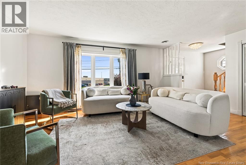 627 Acadie Avenue - 11