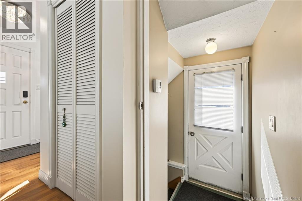 627 Acadie Avenue - 22