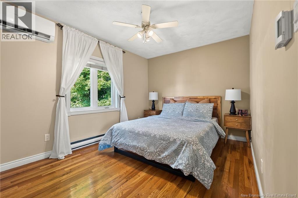 627 Acadie Avenue - 25