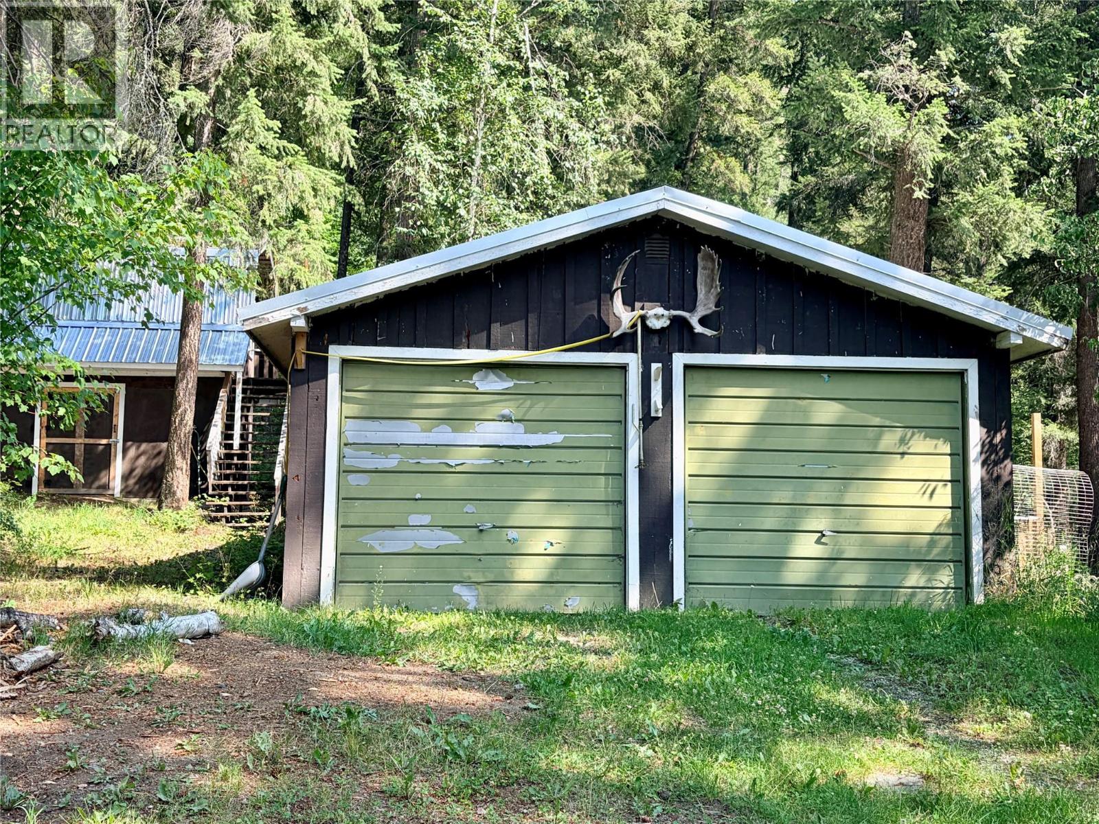 541 24 Highway - 47