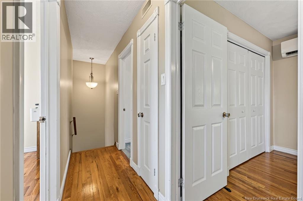 627 Acadie Avenue - 24