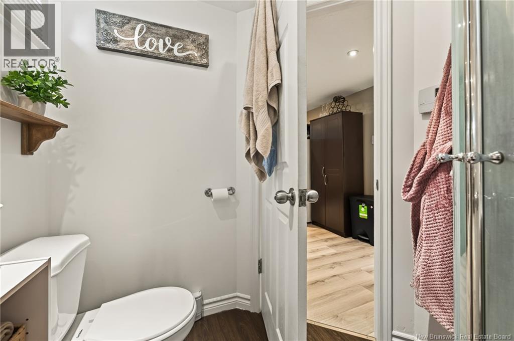 627 Acadie Avenue - 37