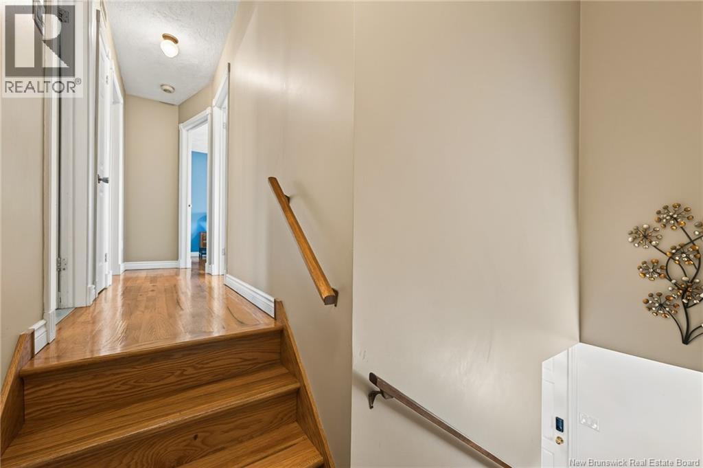 627 Acadie Avenue - 23