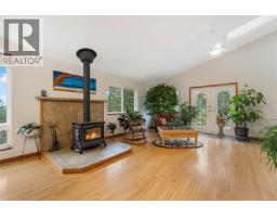 1990 Rena Rd, Nanoose Bay, BC V9P9B1 Photo 21
