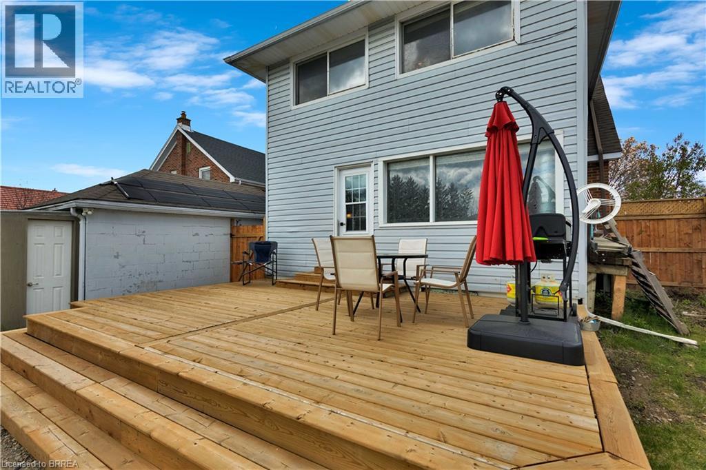 371 OTTAWA Street S - 35
