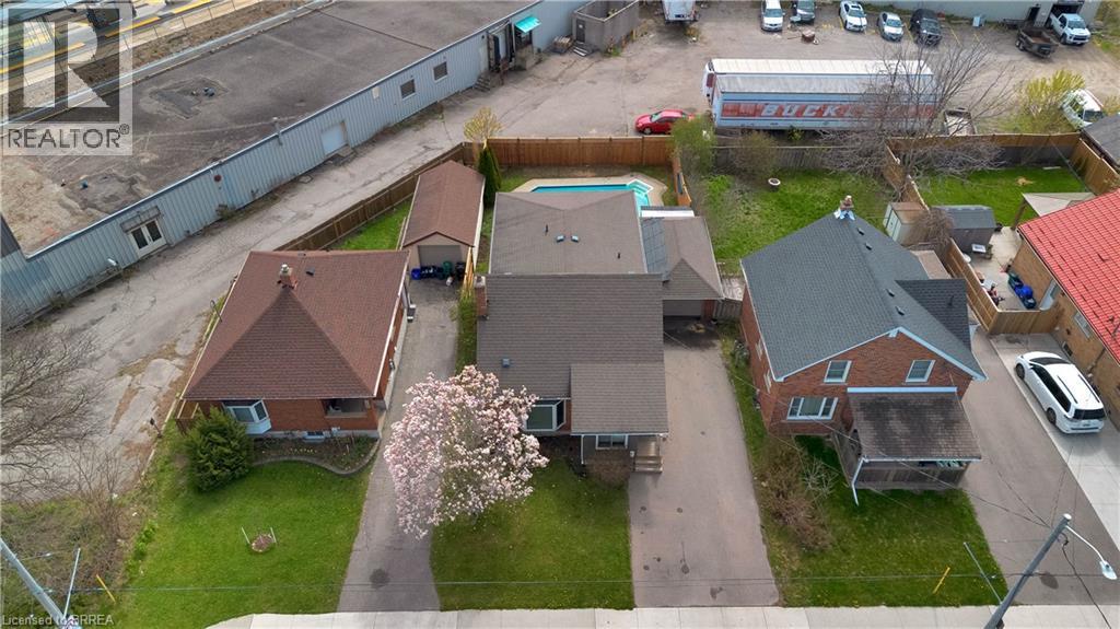 371 OTTAWA Street S - 42