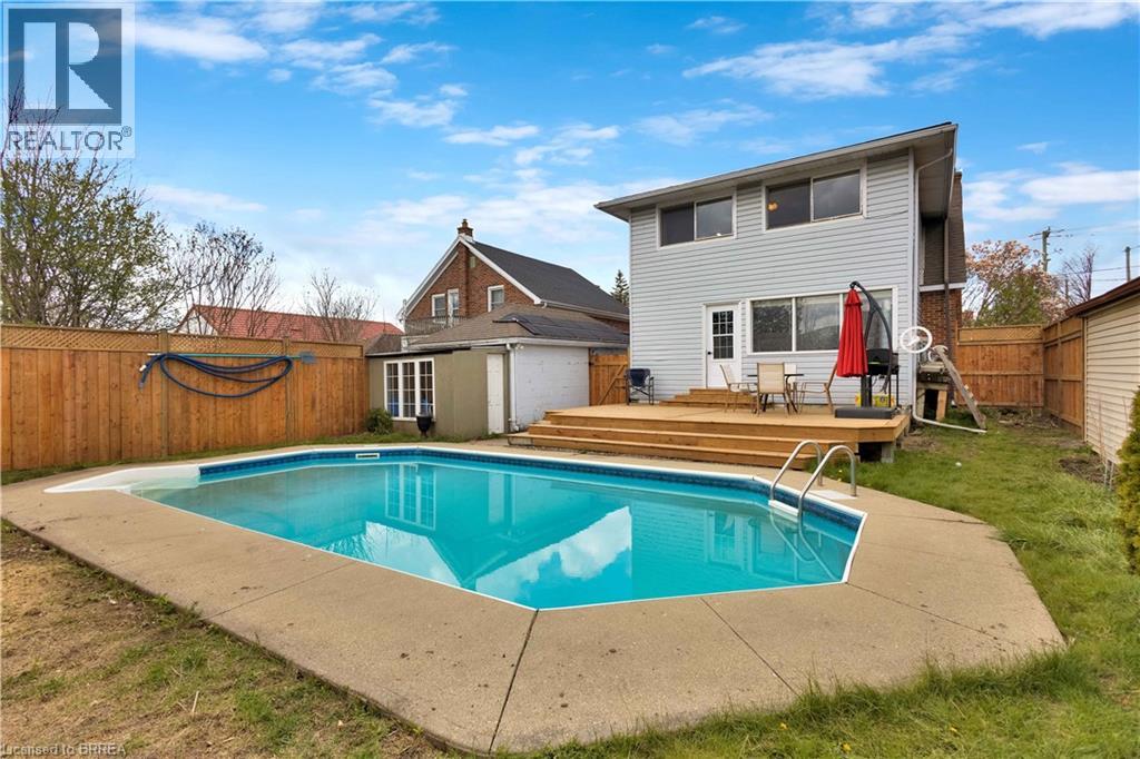 371 OTTAWA Street S - 38