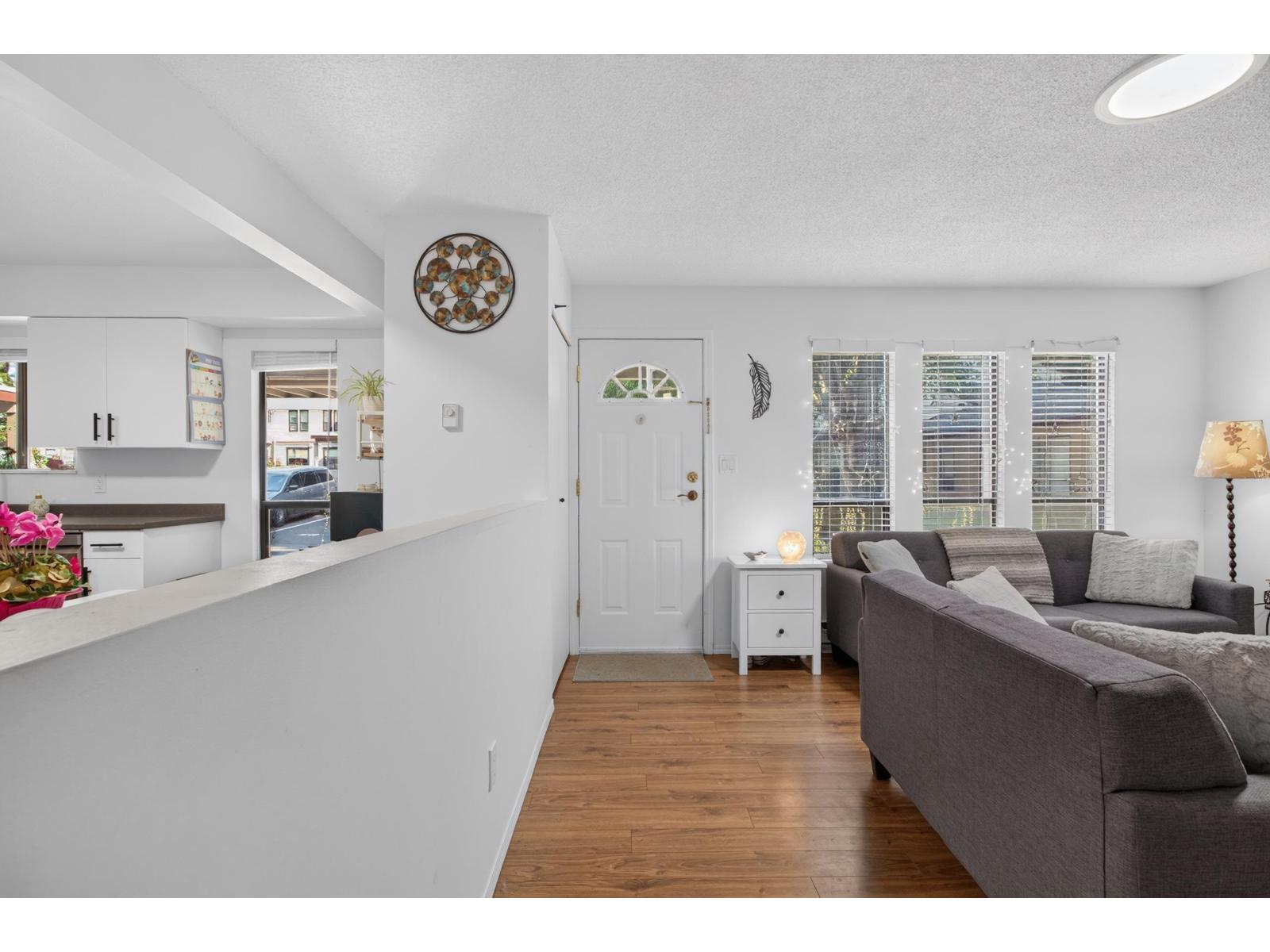 46 32310 MOUAT DRIVE, Abbotsford