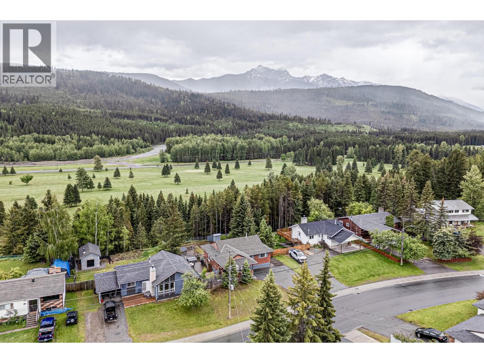 910 Alpine Way - Image 79