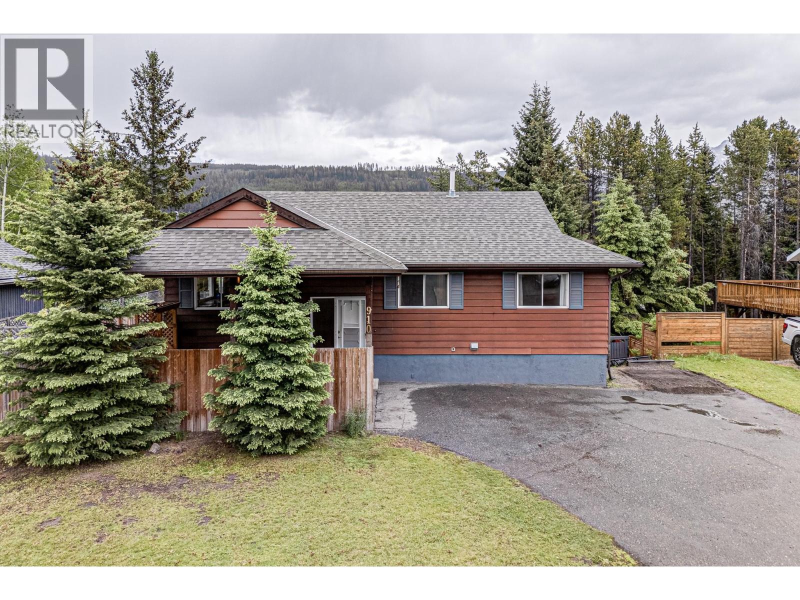 910 Alpine Way - 68