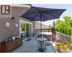 4518 Gallaghers Edgewood Court, Kelowna, BC V1W5B6 Photo 18