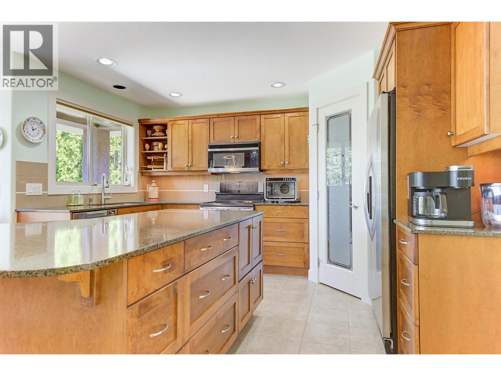  4518 Gallaghers Edgewood Court, Kelowna