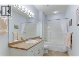 4518 Gallaghers Edgewood Court, Kelowna, BC V1W5B6 Photo 55