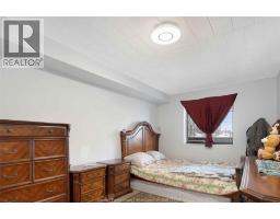 995 Elsmere, Windsor, ON N9A2A8 Photo 16
