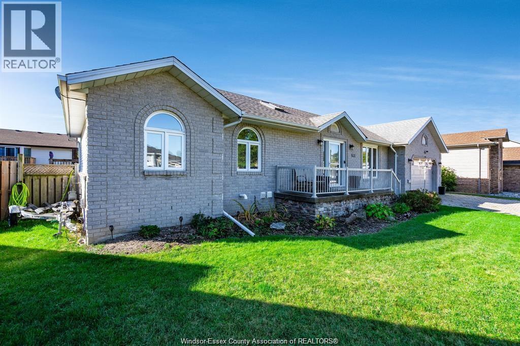 1631 CHERRYWOOD DRIVE - 2