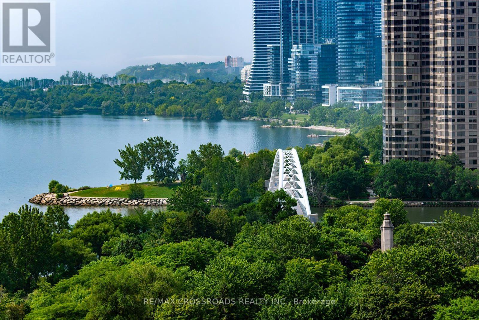 #2109 1928 LAKE SHORE BOULEVARD - 21