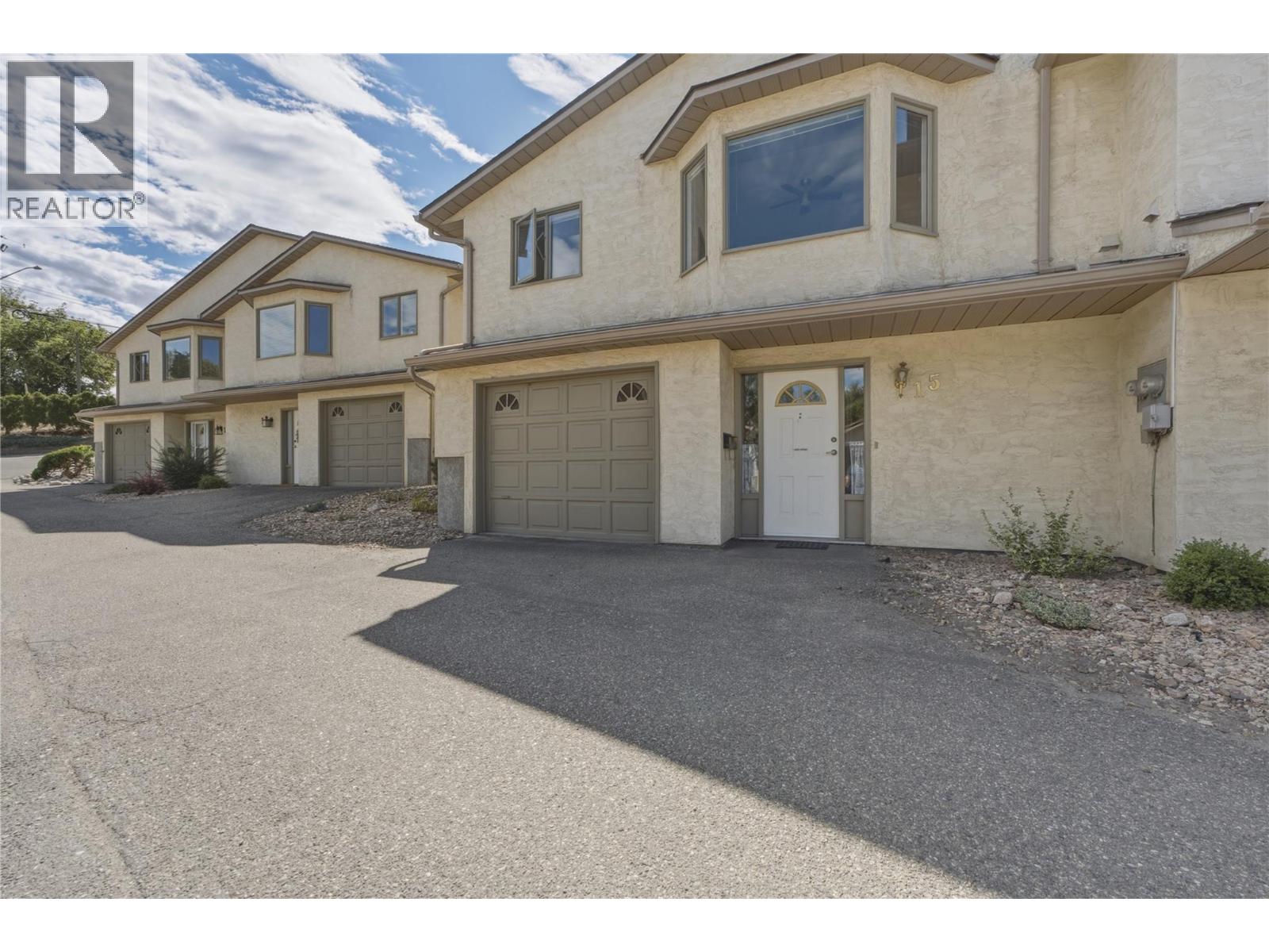 #15 3850 Argyle Avenue - 2