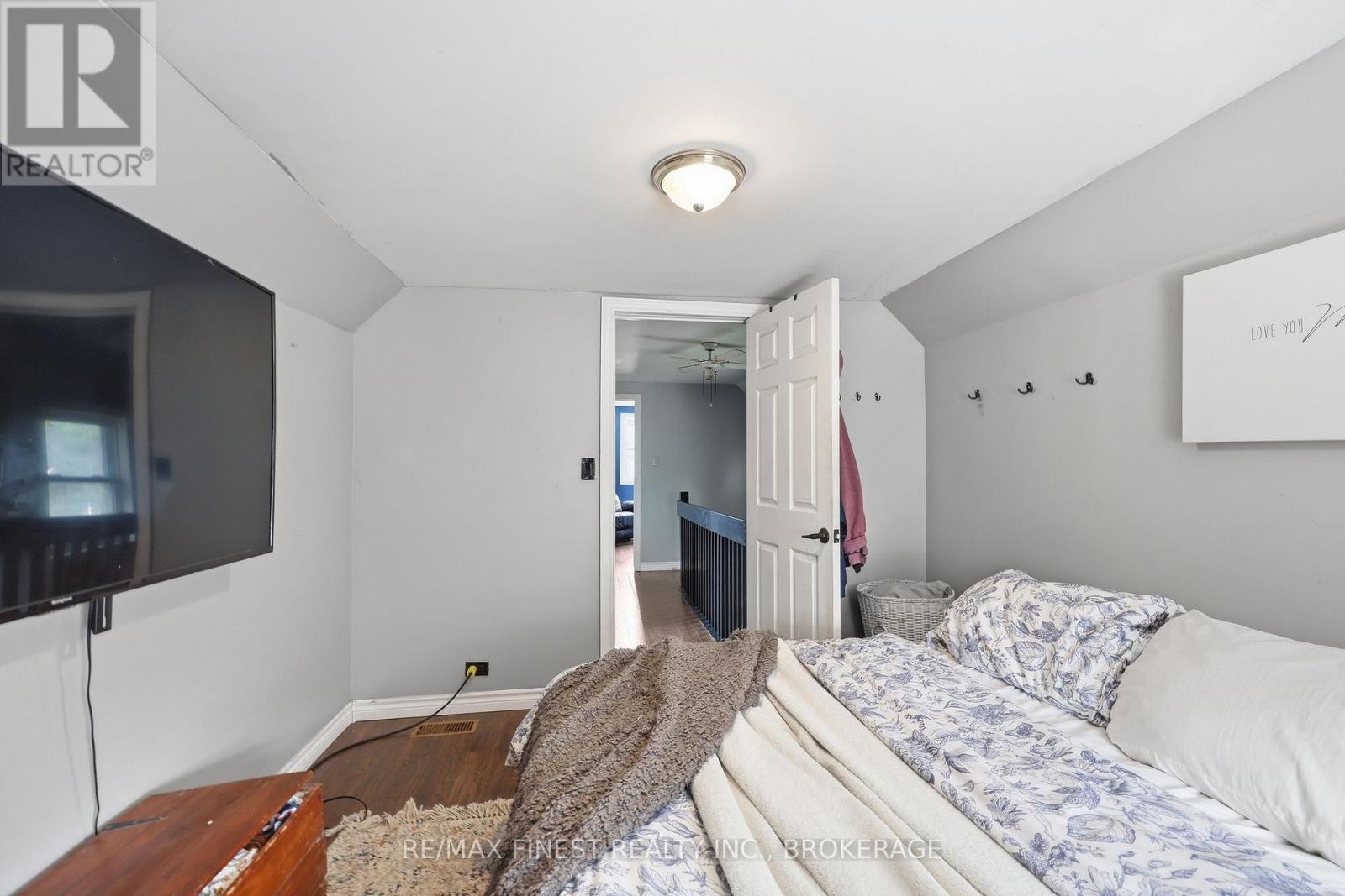 348 CHARLES STREET N - 21