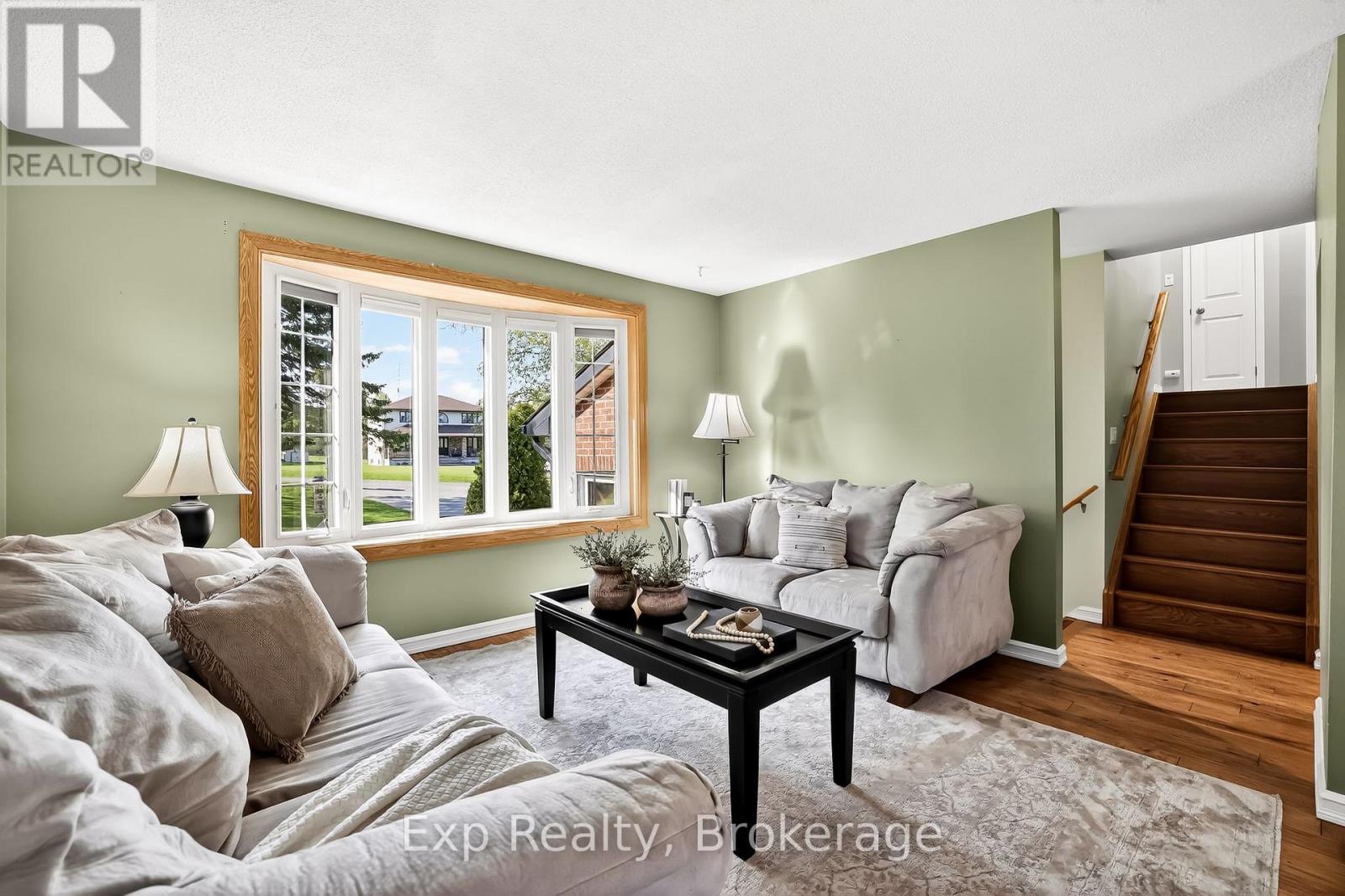 1175 LAKESHORE ROAD - 11