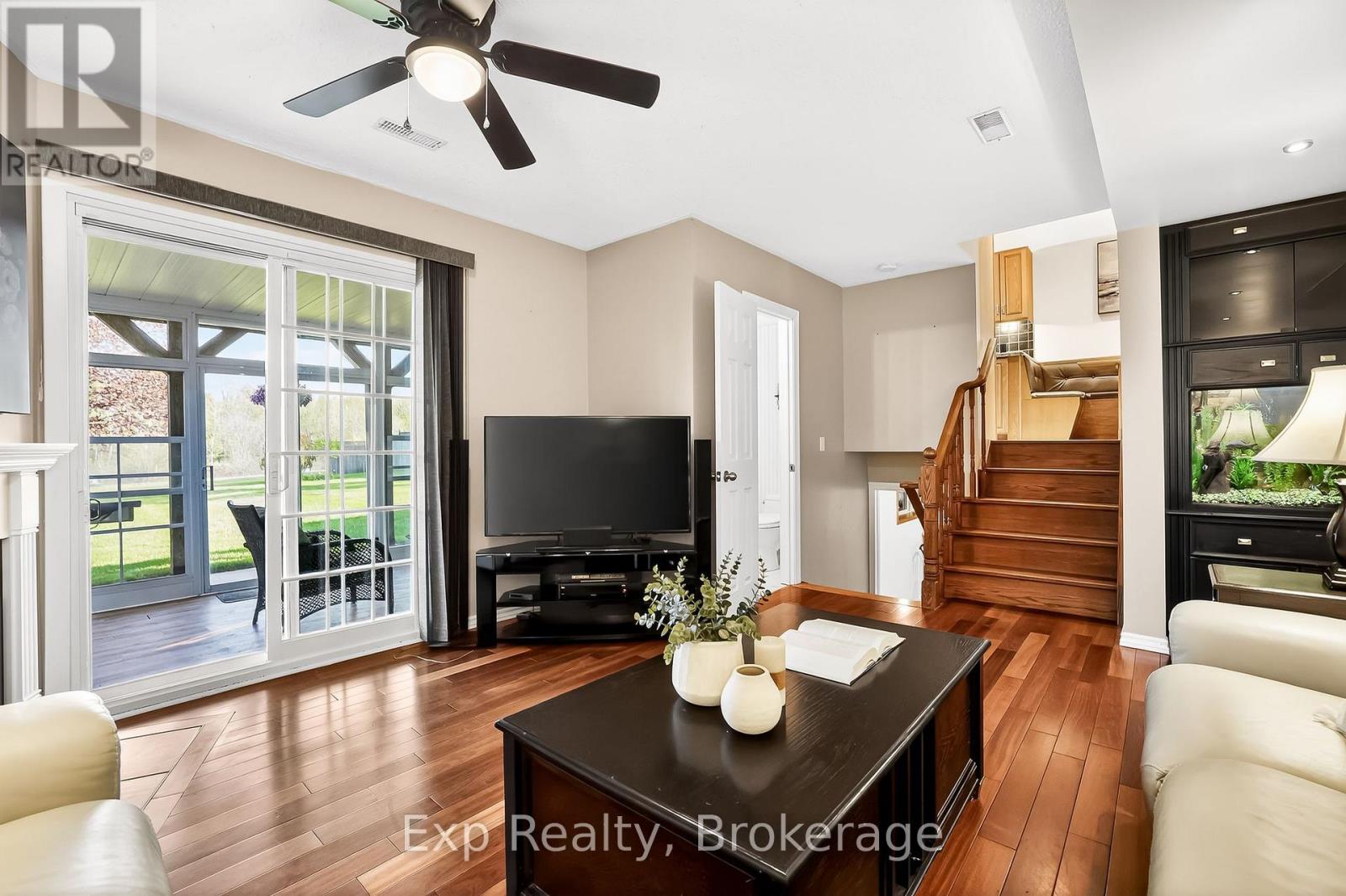 1175 LAKESHORE ROAD - 30